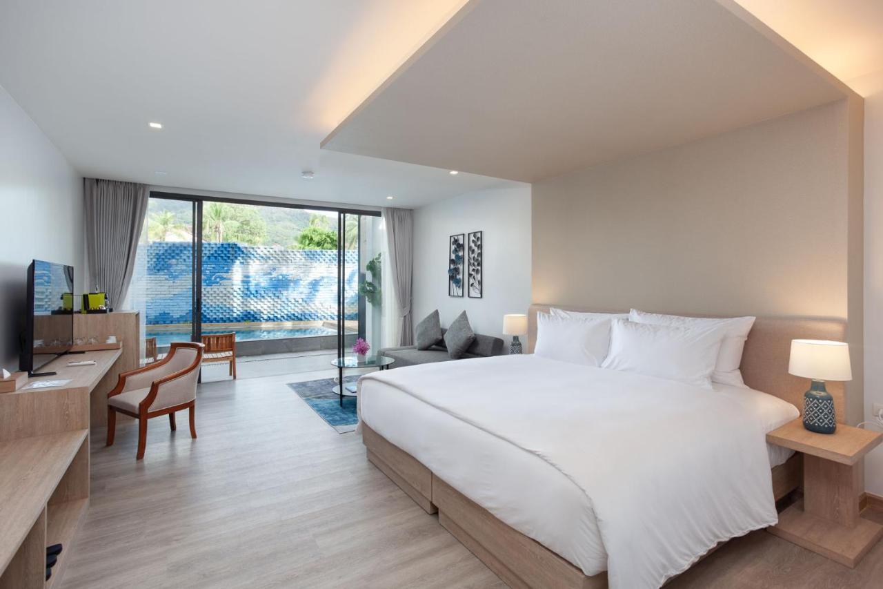 Anona Beachfront Phuket Resort-Sha Extra Plus Patong Esterno foto